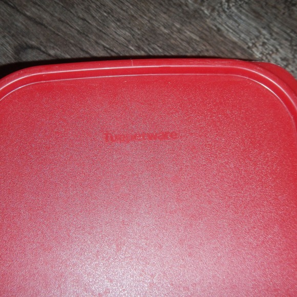 Tupperware Red Lid Container Rectangular Food Storage 2 Liter - Picture 3 of 10